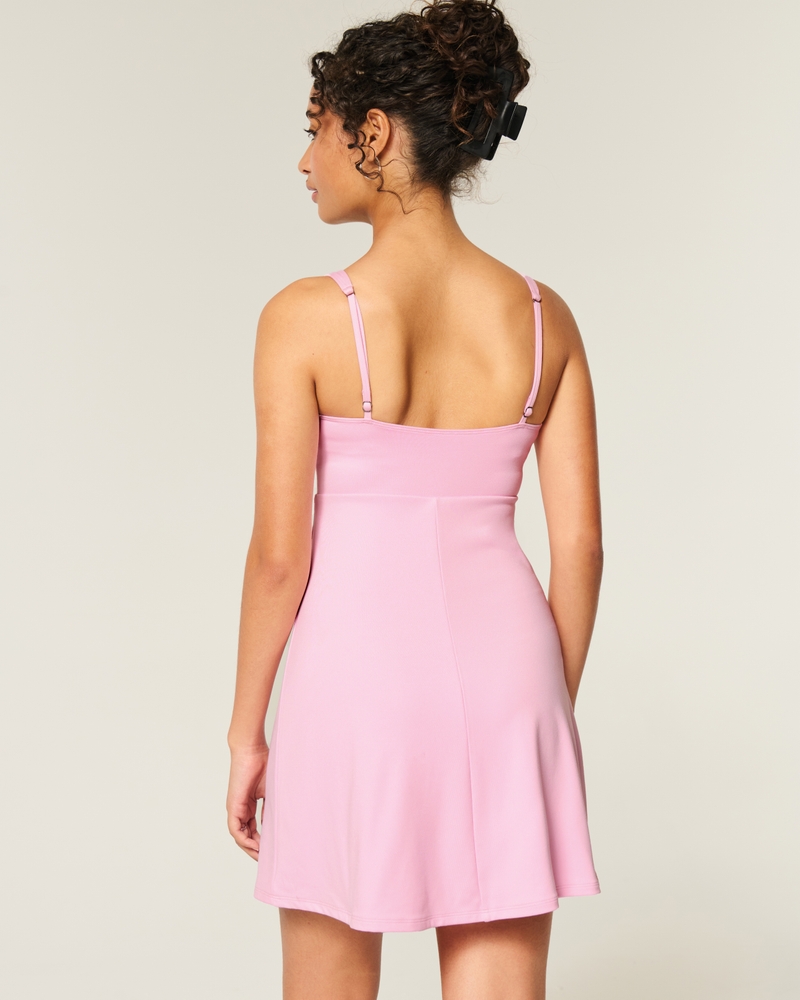 abito a trapezio con cut-out gilly hicks recharge