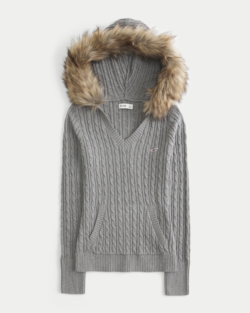 maglione lavorato a maglia con cappuccio e finiture in pelliccia sintetica