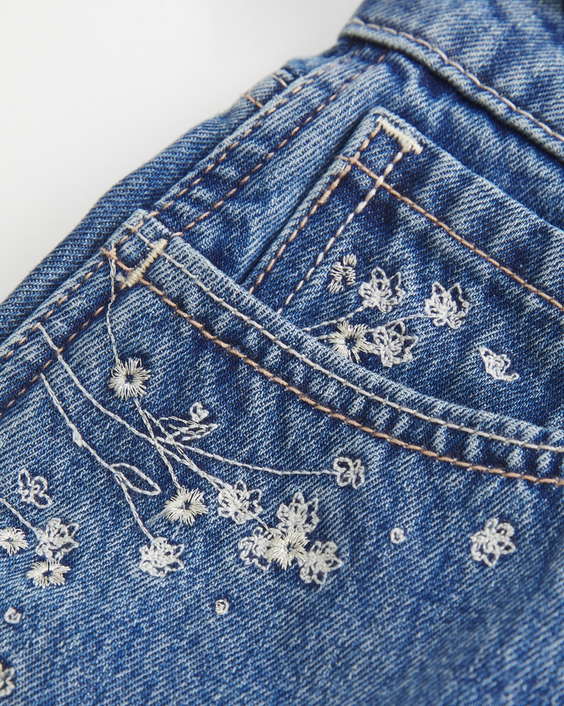 pantaloncini in denim a trapezio color acquamarina chiaro strappati a vita alta