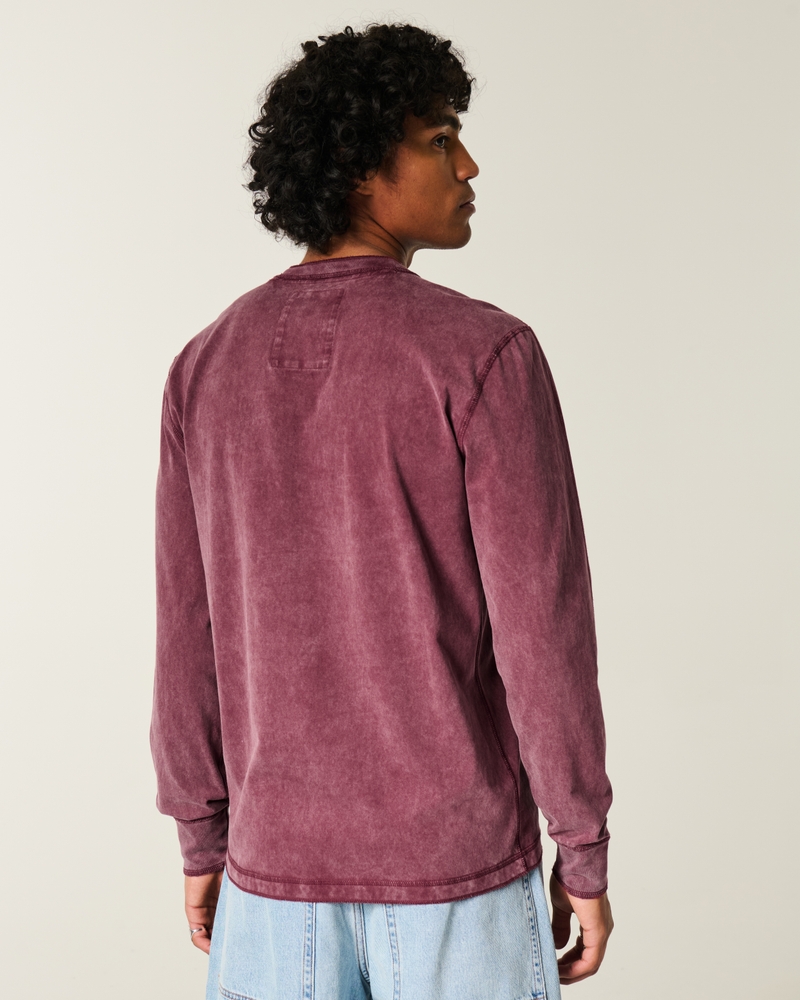 maglia con collo henley e stampa esclusiva in edizione limitata per le feste
