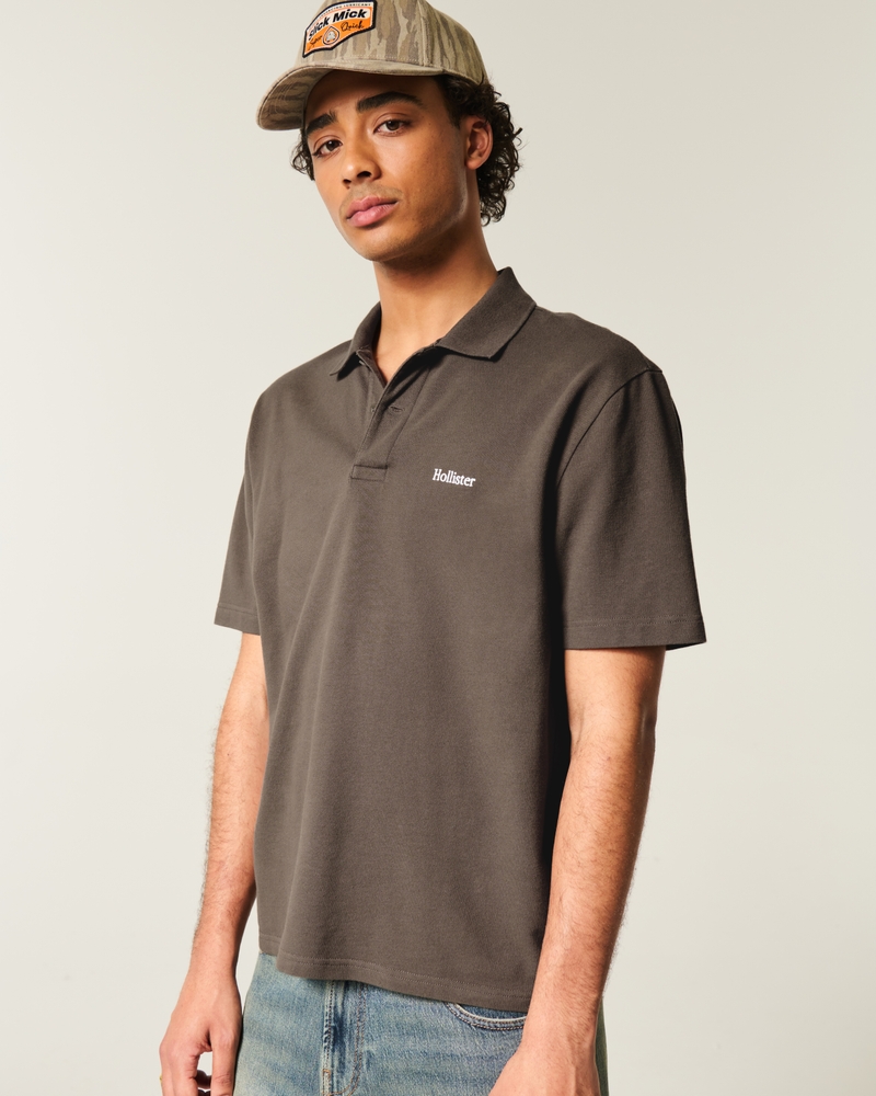 polo casual con logo