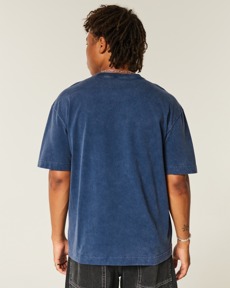 t-shirt girocollo in cotone lavato resistente e dalla vestibilità quadrata